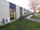 Flexicubes® moduler til Viborg Kommune anden bygning. Efterårsfarver og pyntet med græskarhoveder foran døren.